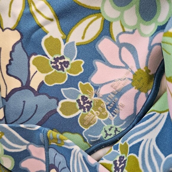 Aerie Real Me Crossover Waist 7/8 Leggings, Floral, Stretch, Size Medium - Picture 9 of 9